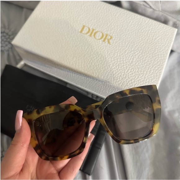 Dior Accessories - Authentic Dior Tortoise Shell Sunglasses